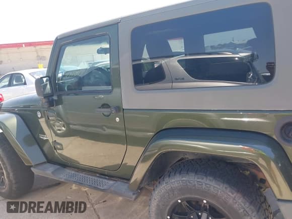 ✅ 2008 Jeep Wrangler Sahara • VIN: 1J4FA54108L594083 • Lot: 42247990. Listed on IAAI with 139,397 mi. Free auction sales archive from the USA and detailed vehicle history report at DreamBid. Image 14.