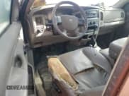 ✅ 2005 Dodge 2500 ST • VIN: 3D7KS26D55G817868 • Lot: 63624165. Wystawiony na Copart z przebiegiem Nie podano. Bezpłatny archiwum sprzedaży aukcyjnych z USA i szczegółowy raport historii pojazdu na DreamBid. Zdjęcie 8.