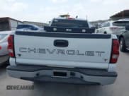 ✅ 2006 Chevrolet Silverado 2500HD LT2 • VIN: 1GCHK29U16E207166 • Lot: 42068401. Listed on IAAI with 105,646 mi. Free auction sales archive from the USA and detailed vehicle history report at DreamBid. Image 17.