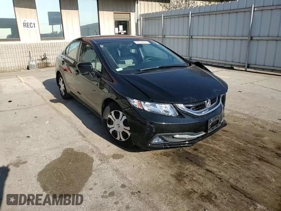 ✅ 2015 Honda Civic • VIN: 19XFB4F32FE001146 • Лот: 54126095. Опубликован ранее на Copart с пробегом 63 419 миль. Бесплатный доступ к архиву аукционных продаж из США и подробный отчёт об истории автомобиля на DreamBid. Изображение 13.