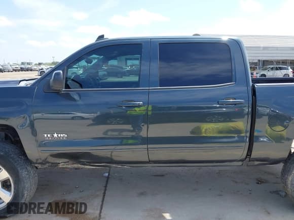 ✅ 2018 Chevrolet Silverado 1500 LT • VIN: 3GCPCREC1JG425382 • Лот: 42378686. Опубликован ранее на IAAI с пробегом 162 110 миль. Бесплатный доступ к архиву аукционных продаж из США и подробный отчёт об истории автомобиля на DreamBid. Изображение 14.