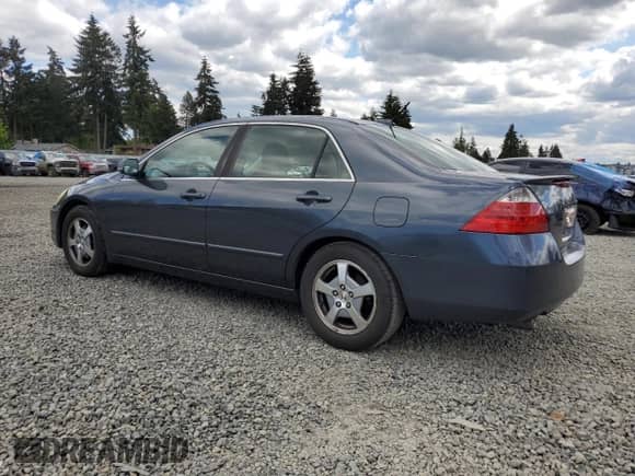 2007 Honda Accord with VIN JHMCN36567C001583, listed as a Copart auction lot 58063835 with 191,130 mi miles and Salvage title. Bid and sale history available at DreamBid. Image 2.