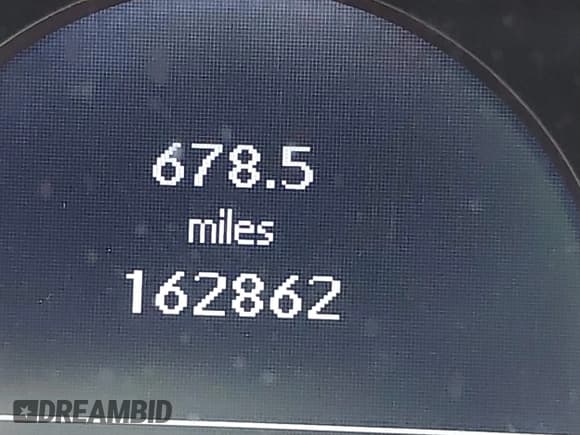 ✅ 2011 Mercedes-Benz E 350 • VIN: WDDKK5GFXBF075580 • Lot: 42288852. Wystawiony na IAAI z przebiegiem 162 862 mil. Bezpłatny archiwum sprzedaży aukcyjnych z USA i szczegółowy raport historii pojazdu na DreamBid. Zdjęcie 16.