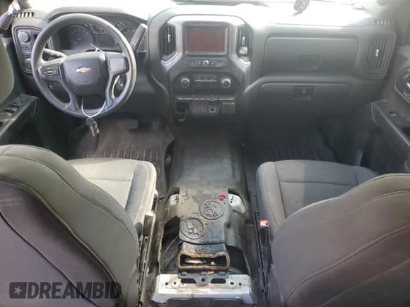 ✅ 2019 Chevrolet Silverado 1500 Work Truck • VIN: 3GCUYAEF9KG176797 • Lot: 79281904. Wystawiony na Copart z przebiegiem Nie podano. Bezpłatny archiwum sprzedaży aukcyjnych z USA i szczegółowy raport historii pojazdu na DreamBid. Zdjęcie 8.