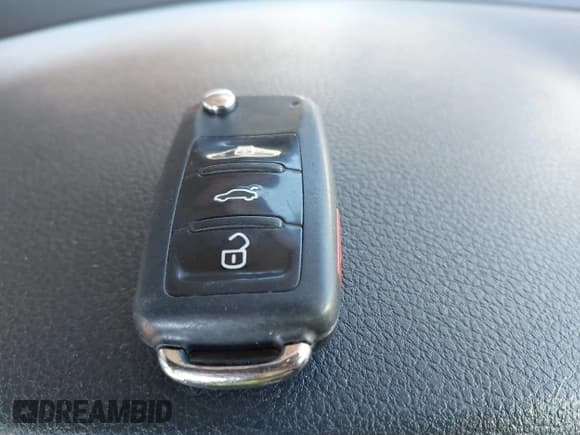 ✅ 2015 Volkswagen Jetta S • VIN: 3VW2K7AJXFM424534 • Lot: 43337101. Listed on IAAI with 116,547 mi. Free auction sales archive from the USA and detailed vehicle history report at DreamBid. Image 11.