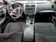 ✅ 2015 Nissan Altima 2.5 • VIN: 1N4AL3AP6FC462133 • Lot: 94143925. Listed on Copart with 197,965 mi. Free auction sales archive from the USA and detailed vehicle history report at DreamBid. Image 8.