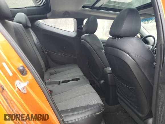 ✅ 2013 Hyundai Veloster w/Black Int • VIN: KMHTC6AD2DU086009 • Lot: 42822625. Wystawiony na Copart z przebiegiem 33 649 mil. Bezpłatny archiwum sprzedaży aukcyjnych z USA i szczegółowy raport historii pojazdu na DreamBid. Zdjęcie 10.