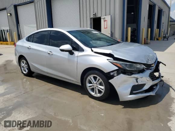 ✅ 2017 Chevrolet Cruze LT • VIN: 1G1BE5SMXH7231765 • Лот: 67612415. Опубликован ранее на Copart с пробегом 96 717 миль. Бесплатный доступ к архиву аукционных продаж из США и подробный отчёт об истории автомобиля на DreamBid. Изображение 4.