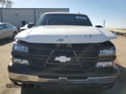 ✅ 2006 Chevrolet Silverado 1500 LT1 • VIN: 2GCEC13TX61205802 • Лот: 78044384. Опубликован ранее на Copart с пробегом 256 698 миль. Бесплатный доступ к архиву аукционных продаж из США и подробный отчёт об истории автомобиля на DreamBid. Изображение 5.