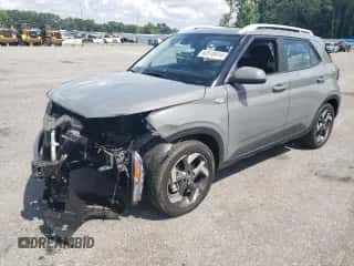 2021 Hyundai Venue SEL z VIN KMHRC8A35MU082906, wystawiony jako Copart lot #62510414 z przebiegiem 16 837 mil mil oraz Szkoda całkowita • Salvage title. Historia ofert i sprzedaży dostępna na DreamBid. Obrazek 1.