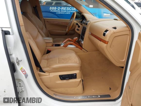 ✅ 2009 Porsche Cayenne Turbo • VIN: WP1AC29P19LA82659 • Лот: 43411155. Опубликован ранее на IAAI с пробегом 240 264 миль. Бесплатный доступ к архиву аукционных продаж из США и подробный отчёт об истории автомобиля на DreamBid. Изображение 5.