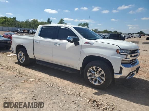 ✅ 2020 Chevrolet Silverado 1500 LTZ • VIN: 3GCUYGED2LG123331 • Lot: 70589135. Wystawiony na Copart z przebiegiem 35 046 mil. Bezpłatny archiwum sprzedaży aukcyjnych z USA i szczegółowy raport historii pojazdu na DreamBid. Zdjęcie 4.