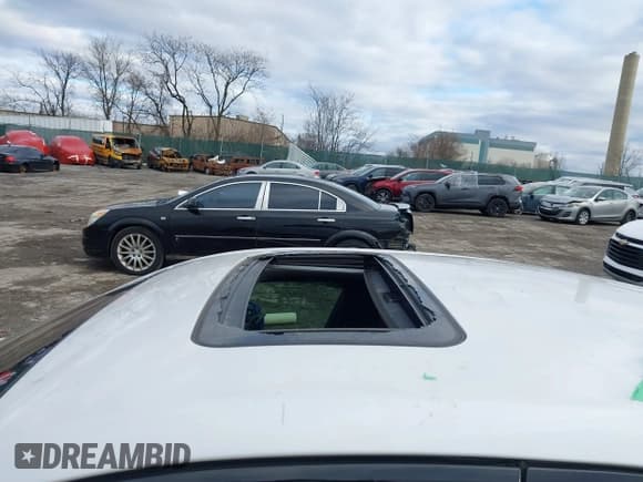 ✅ 2017 Cadillac ATS-V • VIN: 1G6AN5SYXH0213591 • Lot: 41737461. Listed on IAAI with 70,000 mi. Free auction sales archive from the USA and detailed vehicle history report at DreamBid. Image 6.