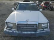 ✅ 1991 Mercedes-Benz 300 E • VIN: WDBEA30D2MB339701 • Лот: 80088704. Опубликован ранее на Copart с пробегом 207 505 миль. Бесплатный доступ к архиву аукционных продаж из США и подробный отчёт об истории автомобиля на DreamBid. Изображение 5.