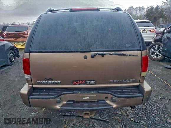 ✅ 2003 Chevrolet Blazer LS • VIN: 1GNDT13X73K168807 • Lot: 96337385. Listed on Copart with 244,785 mi. Free auction sales archive from the USA and detailed vehicle history report at DreamBid. Image 6.