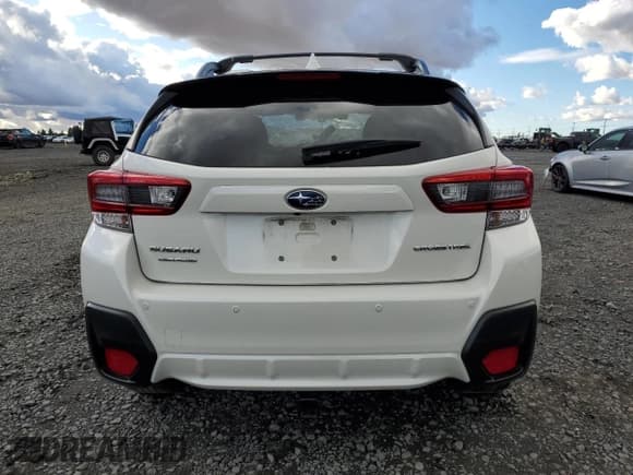 ✅ 2022 Subaru Crosstrek Limited • VIN: JF2GTHMC5N8237313 • Lot: 89627855. Listed on Copart with 59,462 mi. Free auction sales archive from the USA and detailed vehicle history report at DreamBid. Image 6.