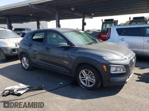 2020 Hyundai Kona SE z VIN KM8K1CAA1LU440414, wystawiony jako Copart lot #60979053 z przebiegiem 62 356 mil mil oraz . Historia ofert i sprzedaży dostępna na DreamBid. Obrazek 4.