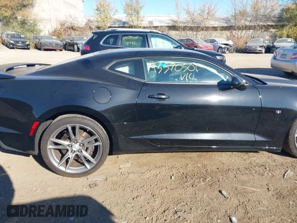 ✅ 2019 Chevrolet Camaro 2SS • VIN: 1G1FH1R75K0104505 • Лот: 43570501. Опубликован ранее на IAAI с пробегом 20 055 миль. Бесплатный доступ к архиву аукционных продаж из США и подробный отчёт об истории автомобиля на DreamBid. Изображение 13.