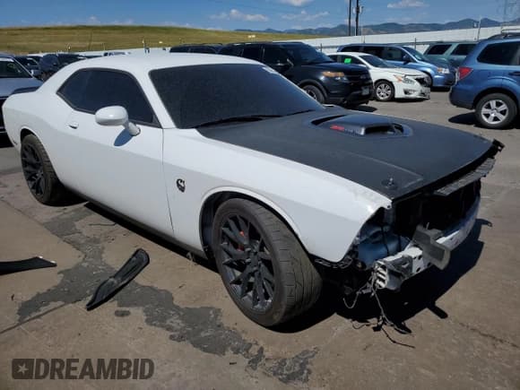 ✅ 2019 Dodge Challenger R/T Scat Pack Widebody • VIN: 2C3CDZFJ3KH740893 • Lot: 59661204. Wystawiony na Copart z przebiegiem 78 203 mil. Bezpłatny archiwum sprzedaży aukcyjnych z USA i szczegółowy raport historii pojazdu na DreamBid. Zdjęcie 4.