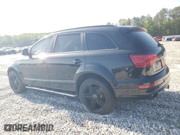 ✅ 2015 Audi Q7 S line Prestige • VIN: WA1DGAFE5FD003977 • Lot: 52365215. Wystawiony na Copart z przebiegiem 176 627 mil. Bezpłatny archiwum sprzedaży aukcyjnych z USA i szczegółowy raport historii pojazdu na DreamBid. Zdjęcie 2.