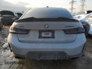 ✅ 2024 BMW 3 Series M340i xDrive • VIN: 3MW49FF08R8E53879 • Lot: 46680575. Wystawiony na Copart z przebiegiem 17 000 mil. Bezpłatny archiwum sprzedaży aukcyjnych z USA i szczegółowy raport historii pojazdu na DreamBid. Zdjęcie 6.