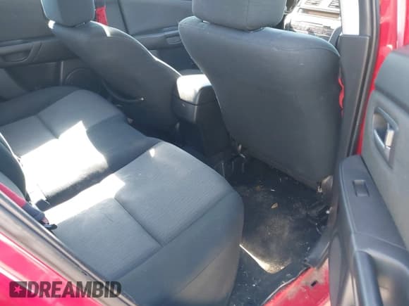 ✅ 2008 Mazda 3 i Sport • VIN: JM1BK12F181831765 • Lot: 41629684. Listed on IAAI with 257,031 mi. Free auction sales archive from the USA and detailed vehicle history report at DreamBid. Image 8.