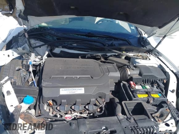 ✅ 2015 Honda Accord EX-L • VIN: 1HGCR3F87FA018291 • Lot: 43675544. Wystawiony na IAAI z przebiegiem 110 068 mil. Bezpłatny archiwum sprzedaży aukcyjnych z USA i szczegółowy raport historii pojazdu na DreamBid. Zdjęcie 10.