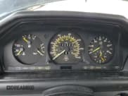 ✅ 1987 Mercedes-Benz 300 D • VIN: WDBEB33D3HA355359 • Lot: 49532285. Listed on Copart with 145,899 mi. Free auction sales archive from the USA and detailed vehicle history report at DreamBid. Image 9.