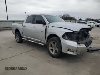 ✅ 2009 Dodge 1500 SLT • VIN: 1D3HB13T59S710142 • Lot: 45555275. Wystawiony na Copart z przebiegiem 270 206 mil. Bezpłatny archiwum sprzedaży aukcyjnych z USA i szczegółowy raport historii pojazdu na DreamBid. Zdjęcie 4.