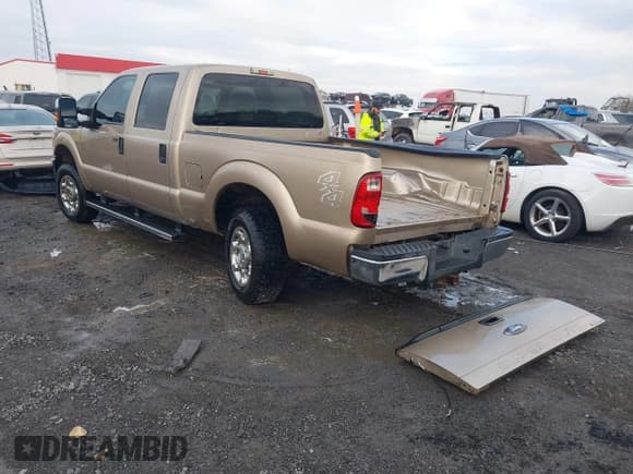✅ 2012 Ford F-250 XL • VIN: 1FT7W2B64CEC24194 • Lot: 41236670. Listed on IAAI with 131,180 mi. Free auction sales archive from the USA and detailed vehicle history report at DreamBid. Image 3.