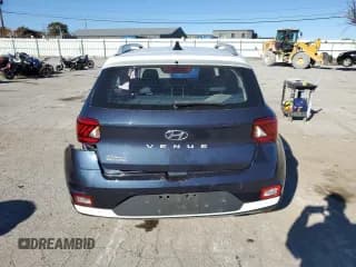 ✅ 2022 Hyundai Venue SEL • VIN: KMHRC8A34NU152462 • Lot: 77553634. Listed on Copart with 45,571 mi. Free auction sales archive from the USA and detailed vehicle history report at DreamBid. Image 6.