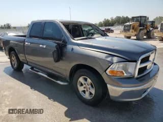 ✅ 2009 Dodge 1500 SLT • VIN: 1D3HB18P69S801626 • Lot: 75948044. Wystawiony na Copart z przebiegiem 166 314 mil. Bezpłatny archiwum sprzedaży aukcyjnych z USA i szczegółowy raport historii pojazdu na DreamBid. Zdjęcie 4.