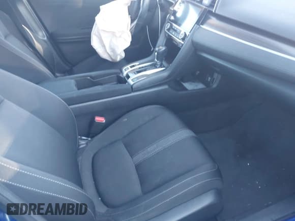 ✅ 2019 Honda Civic EX • VIN: 19XFC1F31KE204289 • Lot: 43761501. Listed on IAAI with 65,012 mi. Free auction sales archive from the USA and detailed vehicle history report at DreamBid. Image 5.