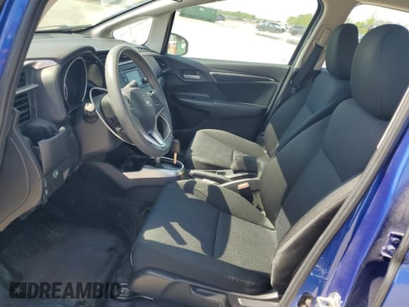 ✅ 2019 Honda Fit LX • VIN: 3HGGK5H4XKM741416 • Lot: 53819705. Listed on Copart with 46,500 mi. Free auction sales archive from the USA and detailed vehicle history report at DreamBid. Image 7.