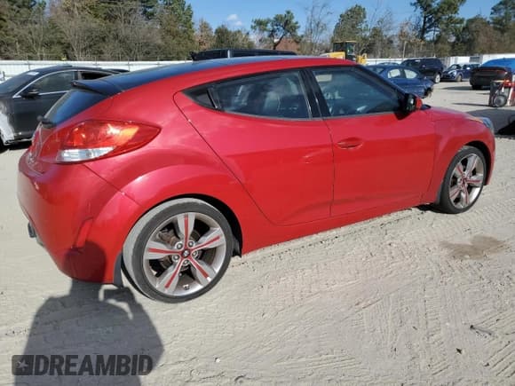 ✅ 2013 Hyundai Veloster w/Gray Int • VIN: KMHTC6AD7DU122924 • Lot: 83665054. Wystawiony na Copart z przebiegiem 98 270 mil. Bezpłatny archiwum sprzedaży aukcyjnych z USA i szczegółowy raport historii pojazdu na DreamBid. Zdjęcie 3.