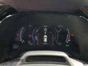 ✅ 2023 Lexus RX 500h F Sport Performance • VIN: 2T2BCMEA8PC001272 • Lot: 78312444. Wystawiony na Copart z przebiegiem 10 966 mil. Bezpłatny archiwum sprzedaży aukcyjnych z USA i szczegółowy raport historii pojazdu na DreamBid. Zdjęcie 9.