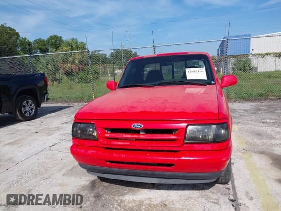 ✅ 1994 Ford Ranger XLT • VIN: 1FTCR10XXRPB67024 • Lot: 42687100. Listed on IAAI with 225,947 mi. Free auction sales archive from the USA and detailed vehicle history report at DreamBid. Image 6.