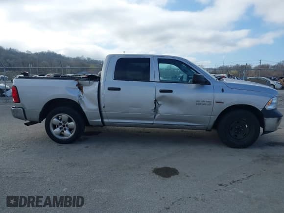 ✅ 2015 Ram 1500 Express • VIN: 1C6RR6KT3FS629909 • Lot: 38838432. Listed on IAAI with 113,186 mi. Free auction sales archive from the USA and detailed vehicle history report at DreamBid. Image 13.