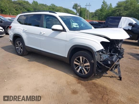 ✅ 2022 Volkswagen Atlas SE • VIN: 1V2LP2CA4NC521669 • Lot: 42870781. Listed on IAAI with 30,701 mi. Free auction sales archive from the USA and detailed vehicle history report at DreamBid. Image 1.