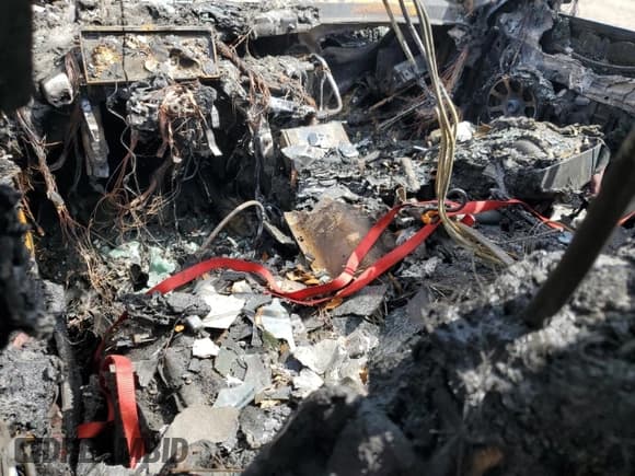 ✅ 2015 Land Rover Range Rover Autobiography • VIN: SALGV3TFXFA203717 • Lot: 45973135. Listed on Copart with Not provided. Free auction sales archive from the USA and detailed vehicle history report at DreamBid. Image 8.