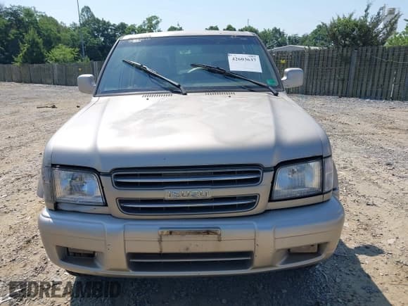 ✅ 2002 Isuzu Trooper S • VIN: JACDJ58X527J09916 • Lot: 42603637. Listed on IAAI with 177,237 mi. Free auction sales archive from the USA and detailed vehicle history report at DreamBid. Image 6.