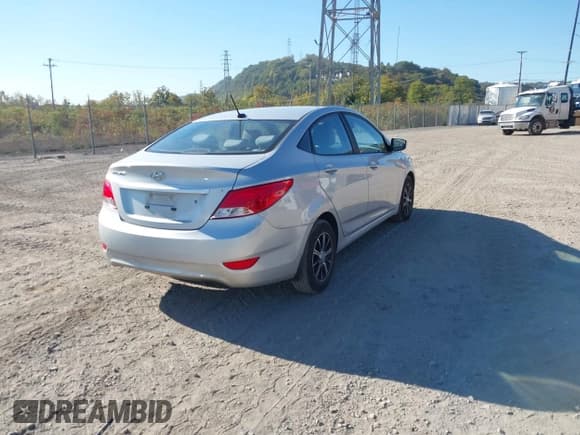 ✅ 2016 Hyundai Accent SE • VIN: KMHCT4AE1GU077948 • Лот: 43475231. Опубликован ранее на IAAI с пробегом 143 948 миль. Бесплатный доступ к архиву аукционных продаж из США и подробный отчёт об истории автомобиля на DreamBid. Изображение 4.