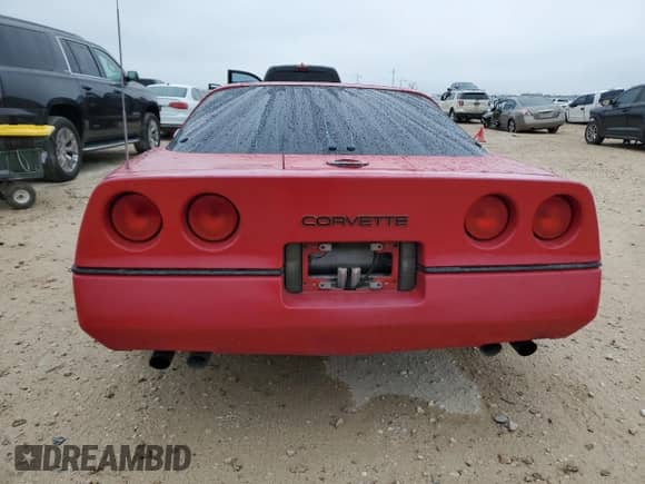 1985 Chevrolet Corvette with VIN 1G1YY0782F5138652, listed as a Copart auction lot 83541954 with 63,596 mi miles and Salvage title. Bid and sale history available at DreamBid. Image 6.
