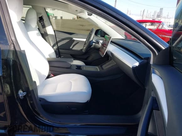 ✅ 2023 Tesla Model 3 • VIN: 5YJ3E1EA8PF514308 • Лот: 43575265. Опубликован ранее на IAAI с пробегом 35 114 миль. Бесплатный доступ к архиву аукционных продаж из США и подробный отчёт об истории автомобиля на DreamBid. Изображение 5.