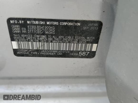 ✅ 2014 Mitsubishi Lancer SE • VIN: JA32V2FW9EU010123 • Lot: 68004345. Listed on Copart with 143,595 mi. Free auction sales archive from the USA and detailed vehicle history report at DreamBid. Image 13.