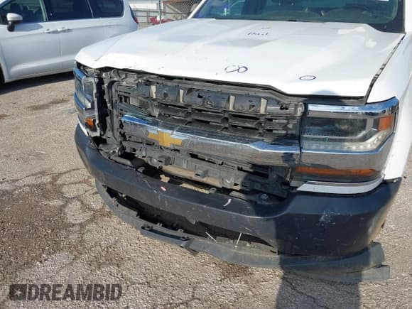 ✅ 2018 Chevrolet Silverado 1500 Work Truck • VIN: 1GCNCNEHXJZ264512 • Лот: 41173158. Опубликован ранее на IAAI с пробегом 126 311 миль. Бесплатный доступ к архиву аукционных продаж из США и подробный отчёт об истории автомобиля на DreamBid. Изображение 19.