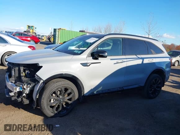 ✅ 2023 Kia Sorento SX • VIN: 5XYRKDLF9PG176106 • Лот: 43672212. Опубликован ранее на IAAI с пробегом 15 549 миль. Бесплатный доступ к архиву аукционных продаж из США и подробный отчёт об истории автомобиля на DreamBid. Изображение 2.