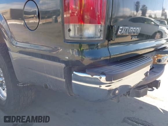 ✅ 2005 Ford Excursion Special Serv • VIN: 1FMNU41S05EA92170 • Лот: 41701961. Опубликован ранее на IAAI с пробегом 221 288 миль. Бесплатный доступ к архиву аукционных продаж из США и подробный отчёт об истории автомобиля на DreamBid. Изображение 6.