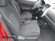 ✅ 2018 Nissan Versa S Plus • VIN: 3N1CN7AP9JL871392 • Lot: 42462278. Wystawiony na IAAI z przebiegiem 71 351 mil. Bezpłatny archiwum sprzedaży aukcyjnych z USA i szczegółowy raport historii pojazdu na DreamBid. Zdjęcie 5.