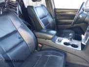 ✅ 2015 Jeep Grand Cherokee Overland • VIN: 1C4RJFCGXFC215750 • Лот: 40795135. Опубликован ранее на IAAI с пробегом 89 110 миль. Бесплатный доступ к архиву аукционных продаж из США и подробный отчёт об истории автомобиля на DreamBid. Изображение 8.